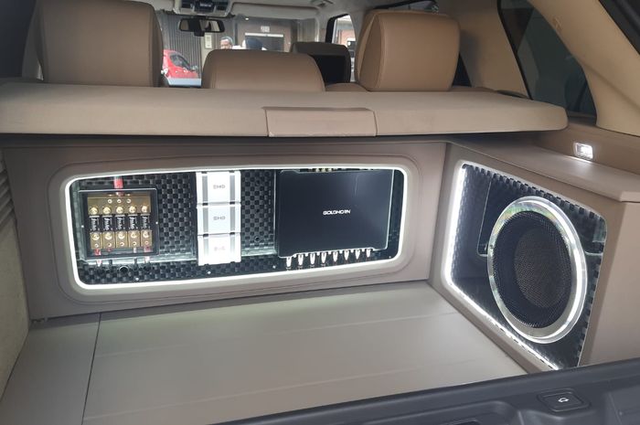 Peluncuran ini memperkenalkan dua lini unggulan AIM, yaitu Time Machine dan Continuum.