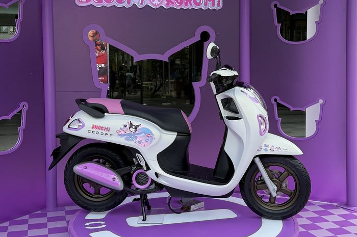 Kerennya Scoopy Kuromi di booth Sarinah, Jakarta.