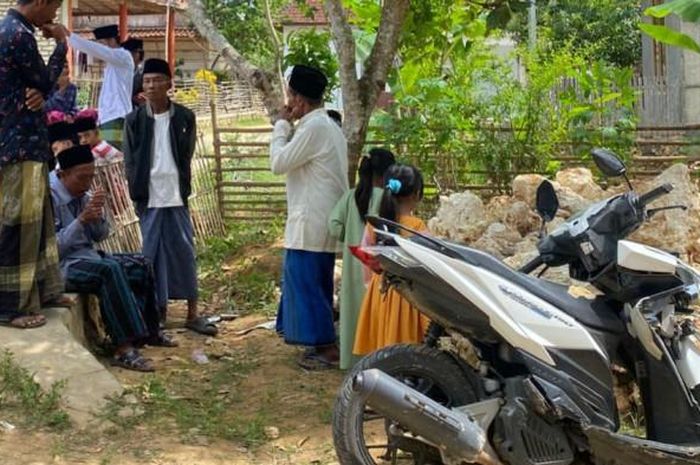 Honda vario yang ringsek dan mengakibatkan Arjemin, pria paruh baya meninggal dunia