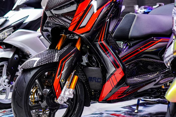 Yamaha XMAX Connected berkonsep Black Mamba yang menyabet juara satu di kelas Super MAXI XMAX CustoMAXI 2025 Balikpapan