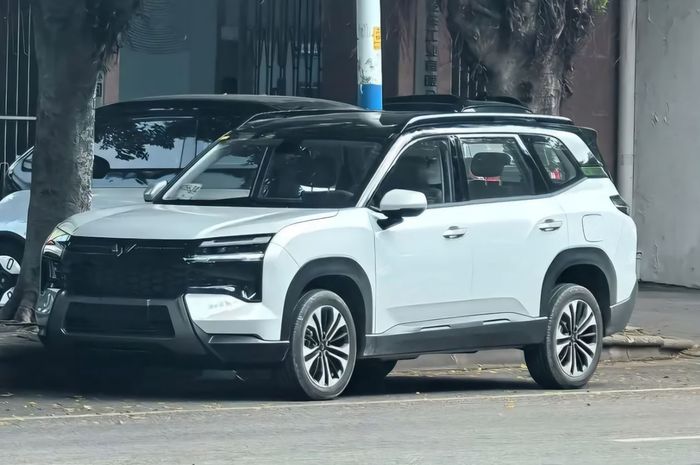penampakan SUV baru Wuling Stralight 560, bisa jadi rival Mitsubishi Destinator kalau masuk Indonesia