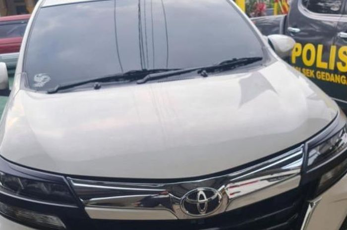 Toyota Avanza rental yang dijadikan barang bukti kasus gadai