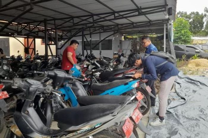 Barangkali ada pedagang yang minat, ada ratusan motor dinas akan dilelang BPKAD Pelalawan. 