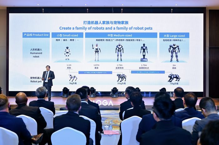 Chery perkenalkan strategi baru di Chery International User Summit 2025 dengan konsep bernama AiMOGA Robotics Chery