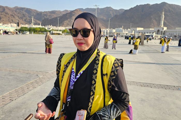 Siapa sangka, niat mencari motor Vespa justru membawa Fitriasya, warga Tanjung Priok, Jakarta Utara, menuju perjalanan spiritual ke Tanah Suci.