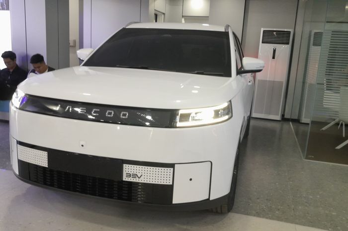 Sejak dibuka pemesanan, permintaan untuk model ini disebut membludak hingga mencapai ratusan unit.