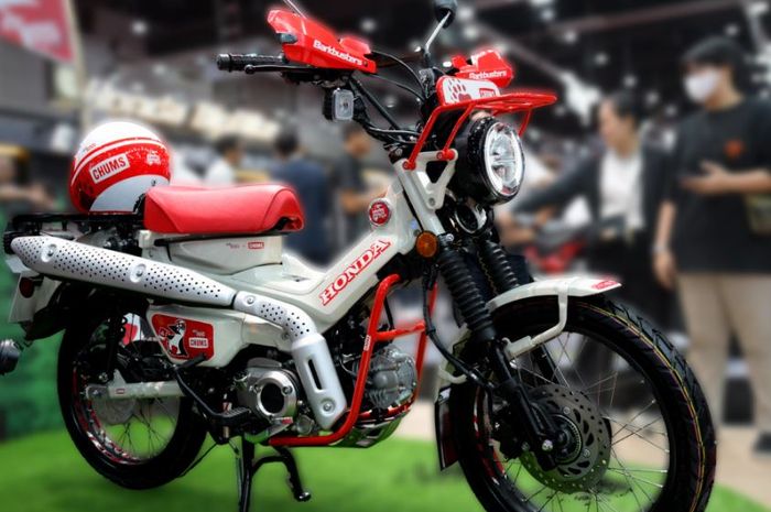 penampakan bebek trail kalcer Honda CT125 CHUMS Limited Edition