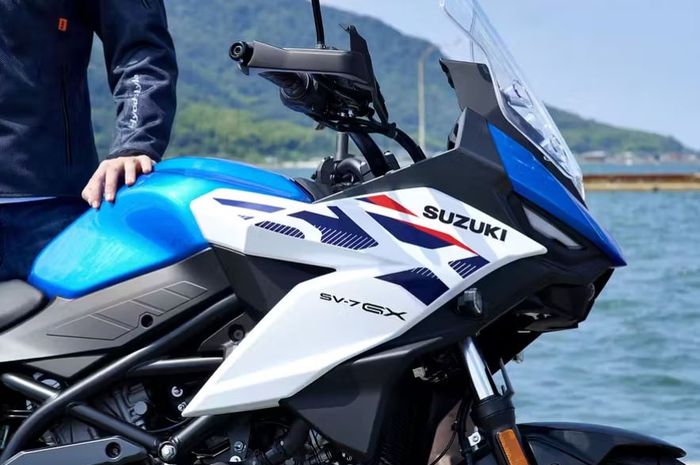 penampakan moge touring baru Suzuki SV-7GX