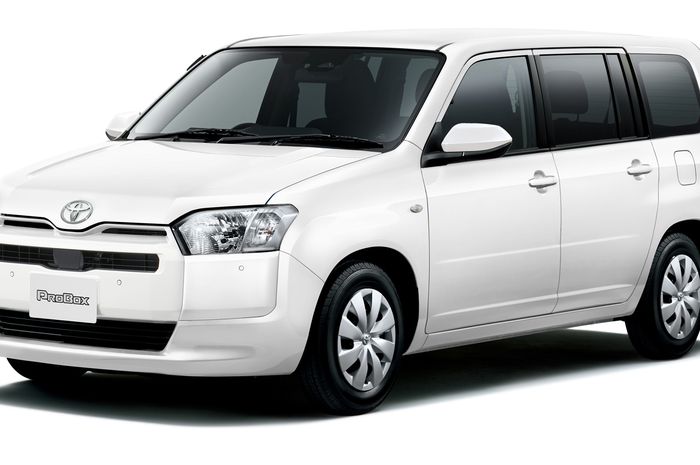 Toyota ProBox varian F terbaru.