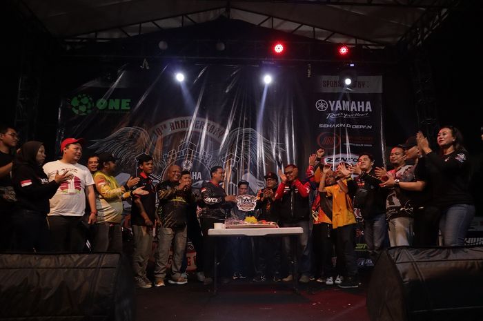 Perayaan Satu Dekade Yamaha NMAX Club Indonesia Chapter Tangerang di Mall CBD Ciledug