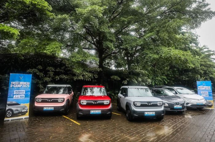 VinFast Indonesia menggelar B-Camp 2025 yang menghadirkan pengalaman komprehensif tentang ekosistem kendaraan listrik kepada para jurnalis dari Jakarta dan Bandung