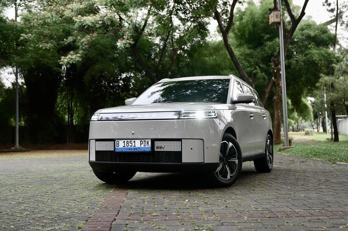 Mudik Asyik Pakai Mobil Listrik JAECOO J5 EV, Bisa Jadi Genset Listrik