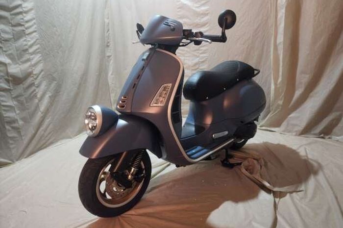 Vespa Officina 8 GTV 300 dan Sprint 150 meluncur di negara tetangga