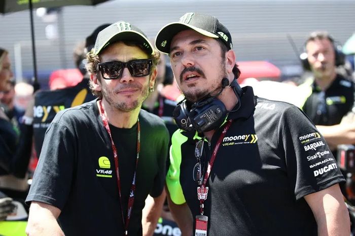 Uccio bersama Valentino Rossi