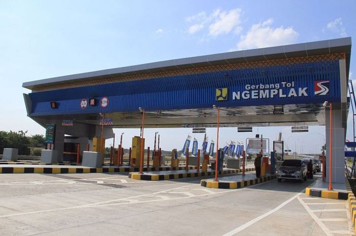 Gerbang tol Ngemplak, Solo, Jawa Tengah