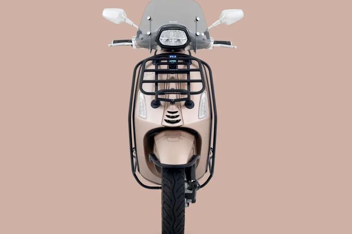 penampakan Vespa Sprint Tech 150 i-Get ABS Touring Edition 2026