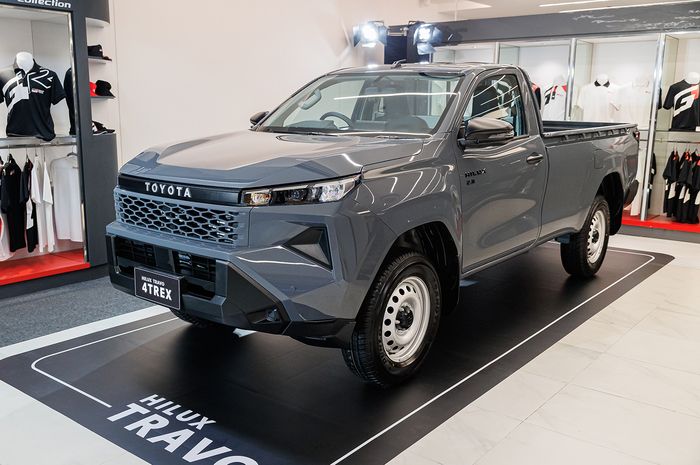 Toyota Hilux Travo versi pendek atau Standard Cab.