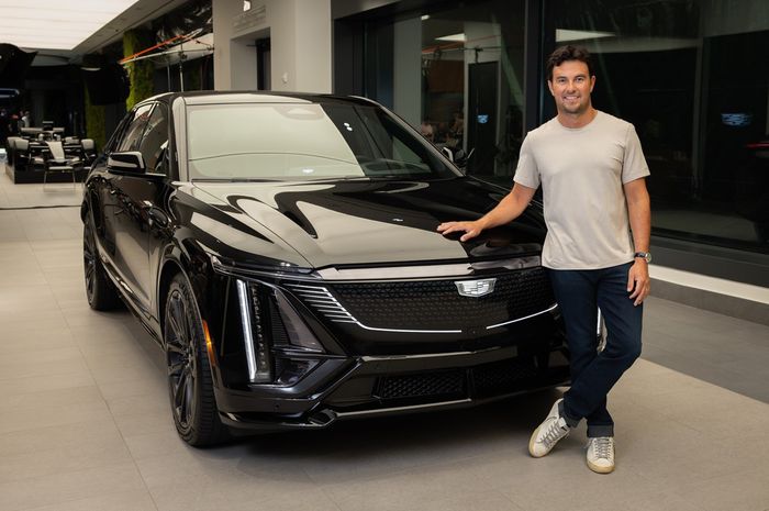 Sergio Perez resmi jadi pembalap F1 bersama Cadillac.