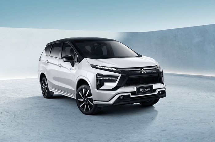Mitsubishi Xpander HEV terbaru.