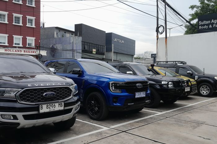 Ford RMA Indonesia bersama PT Elite Auto resmi membuka Ford Bekasi, fasilitas layanan 2S (Service dan Sparepart) yang berlokasi di Jl. Jend. Sudirman No.18, Kayuringin Jaya, Bekasi Selatan, Jawa Barat