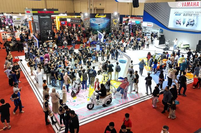 Pameran sepeda motor IMOS 2025