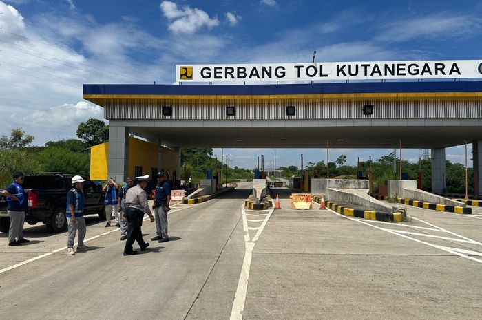 Korps Lalu Lintas (Korlantas) Polri menyiapkan ruas Tol Jakarta-Cikampek Selatan (Japek Selatan) untuk difungsionalkan secara terbatas pada arus balik Lebaran 2026.