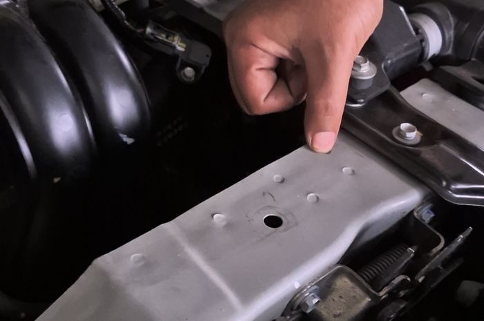 Titik Las di Apron Mobil Bisa Jadi Tanda Rangka Pernah Kena Benturan?