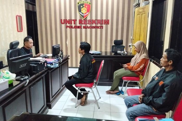Polisi membina pria yang membuat laporan palsu motor di maling di kawasan Pertigaan Totok, Maospati, Magetan karena takut istri sebenarnya motor dijual untuk trading