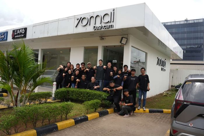 Peresmian offline store 70Mai dashcam