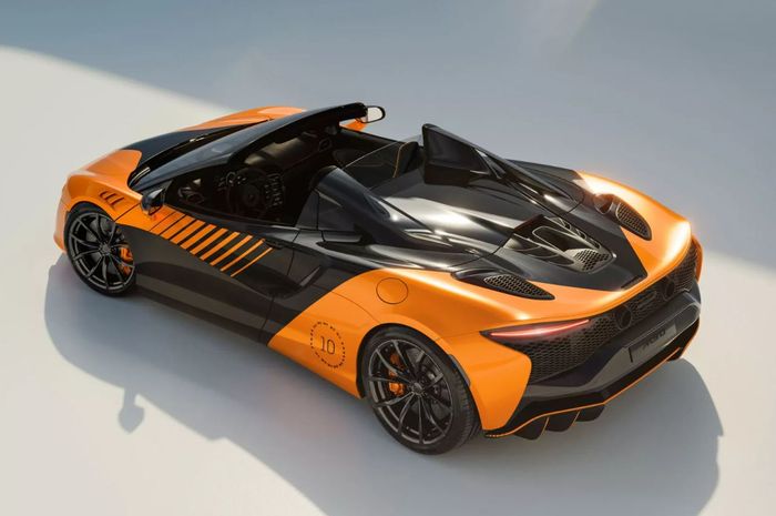 supercar edisi special McLaren untuk merayakan juara F1 2025