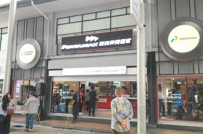 Pertamina kembali meramaikan ajang Indonesia International Motor Show (IIMS) 2026 dengan menghadirkan konsep Pertamax Garage yang berlokasi di Area Gambir Expo Lot G-A9, JIExpo Kemayoran.