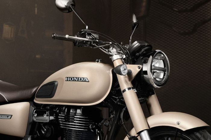 penampakan motor baru model klasik Honda CB350C model 2026