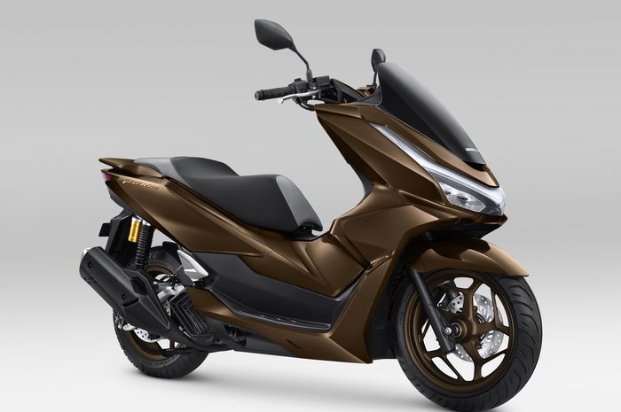 Warna Signature Brown  hadir untuk tipe Honda PCX160 RoadSync         