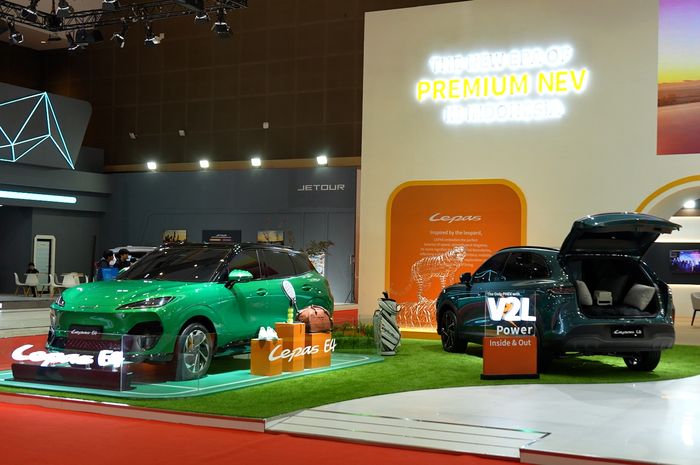 Bersamaan dengan world premiere tersebut, Lepas langsung membuka program pre-book eksklusif dengan booking fee Rp 5.000.000.