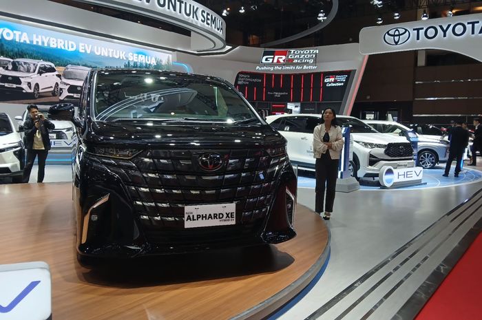 Toyota Luncurkan Alphard Versi 'Murah', Ini Promo Menariknya