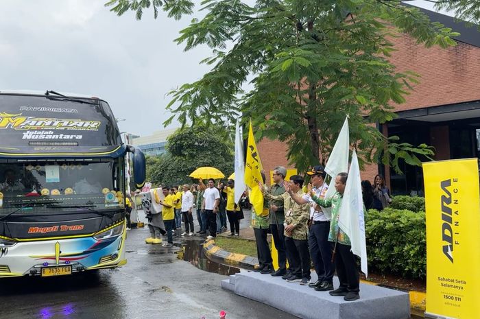 Di tengah ramainya arus mudik, Adira Finance kembali menggelar program Mudik Gratis Kembali Seru Bersama (KURMA) 2026.