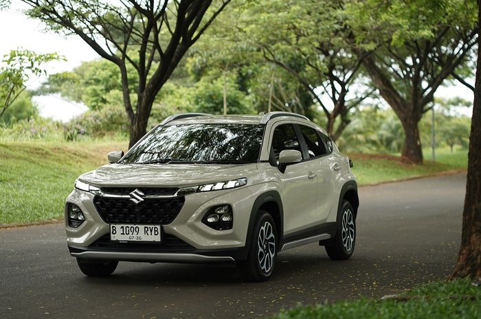 Suzuki Fronx Diguyur Promo, Mulai Gratis Servis Hingga Diskon Puluhan Juta