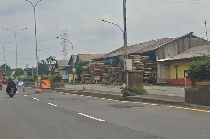 Perbaikan jalan Pantura di wilayah Bekasi