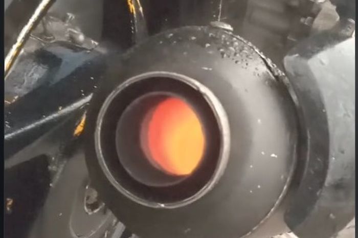 knalpot Honda BeAT mendadak membara