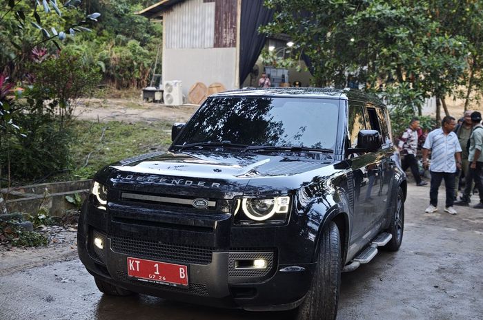 Land Rover Defender Wali Kota Samarinda Disorot Publik, Pemkot Bongkar ...