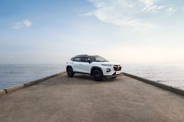 Suzuki Fronx SGX Punya Fitur yang Bisa &ldquo;Ikut Ngerem&rdquo; Kalau Ada Risiko Tabrakan