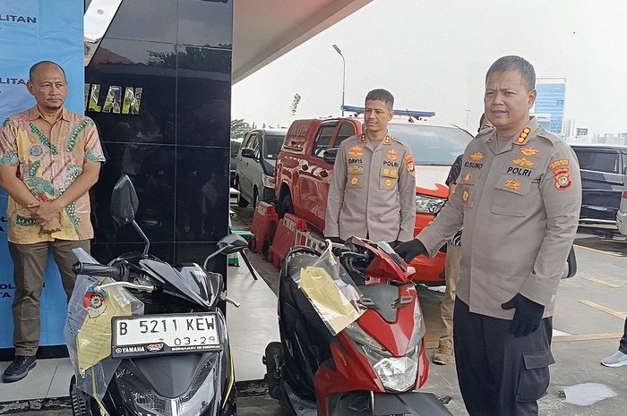 Barang bukti perampasan motor dengan modus ngaku leasing