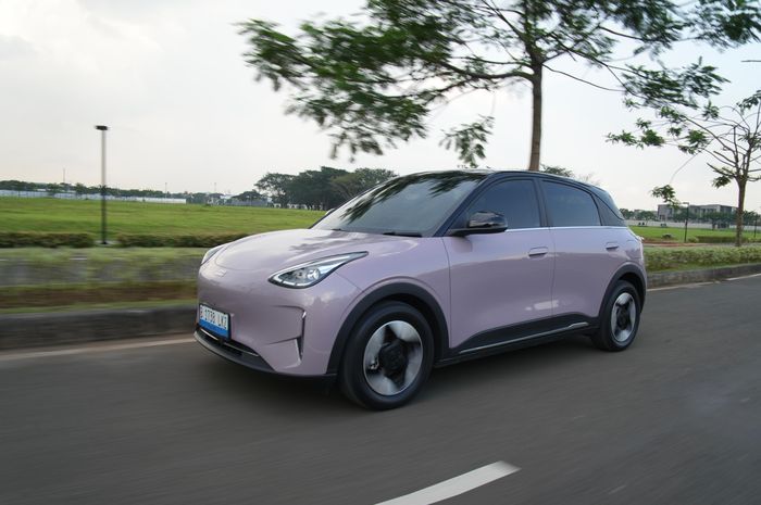 Gak Cuma Laris, Geely EX2 Juara Kelas Compact EV OTOMOTIF Award 2026