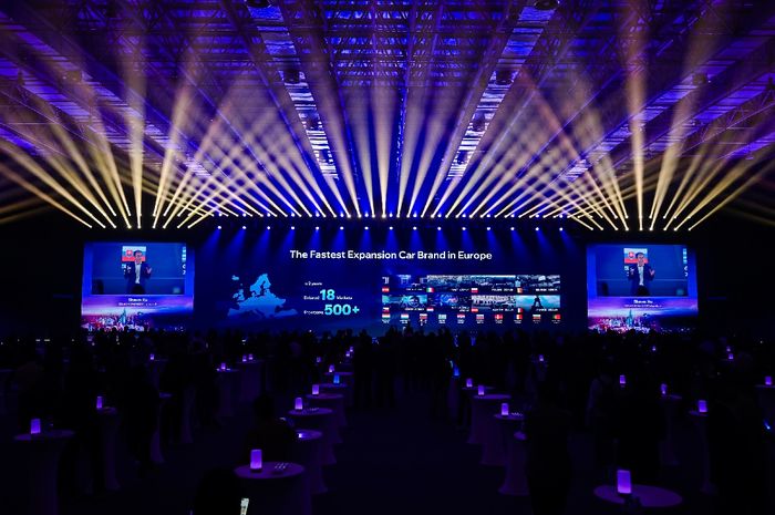 Suasana acara From Million To Annual Million Strategy