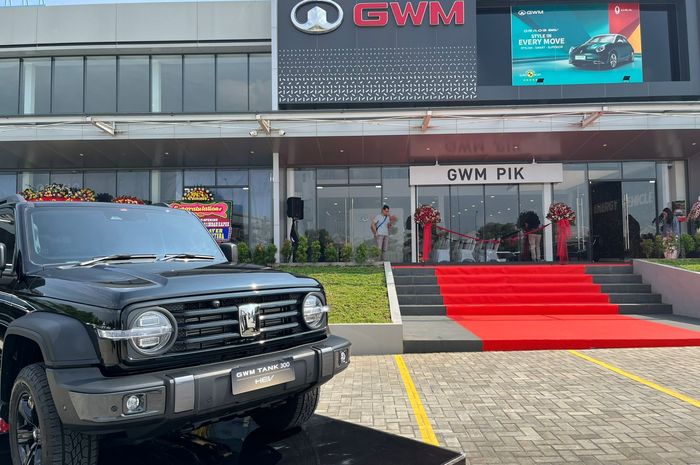 Produsen otomotif asal Tiongkok, Great Wall Motor (GWM), resmi memperluas jaringan dealer di Indonesia dengan membuka GWM PIK 