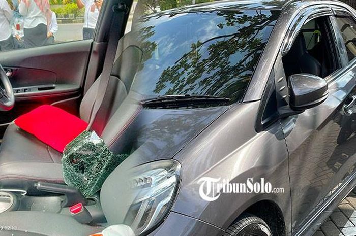 Honda Brio jadi sasaran pecah kaca mobil di Sukoharjo