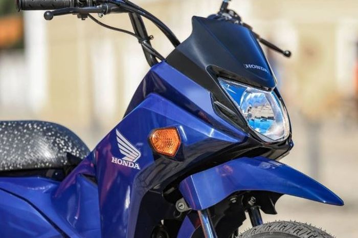 penampakan versi terbaru motor bebek Honda Pop 110i ES model 2027 yang mirip motor adventure