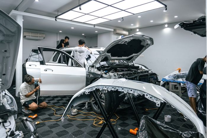 KITAWRAPIN tawarkan PPF premium dengan layanan maintenance free dan garansi hingga 10 tahun