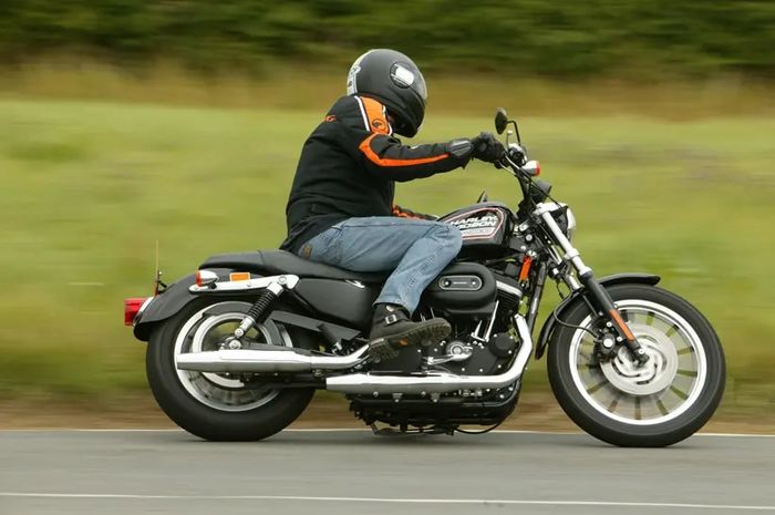 Harley-Davidson Sporster Iron 883