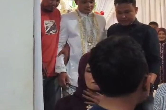 Hendra (24) ditangkap Polisi usai ucap ijab kabul karena terbukti menjadi pelaku pencurian Honda BeAT